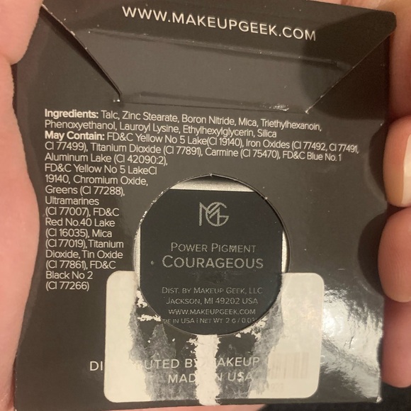 2/$15 Makeup Geek Power Pigment Eyeshadow Single - Picture 2 of 2